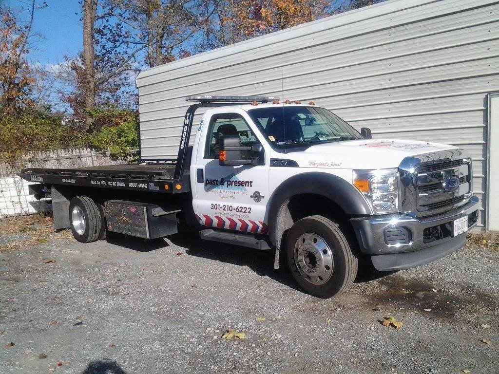 past present towing flatbed towing 14991383 1143984132353961 8842595347679746259 o